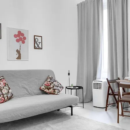 Comfy アパート *